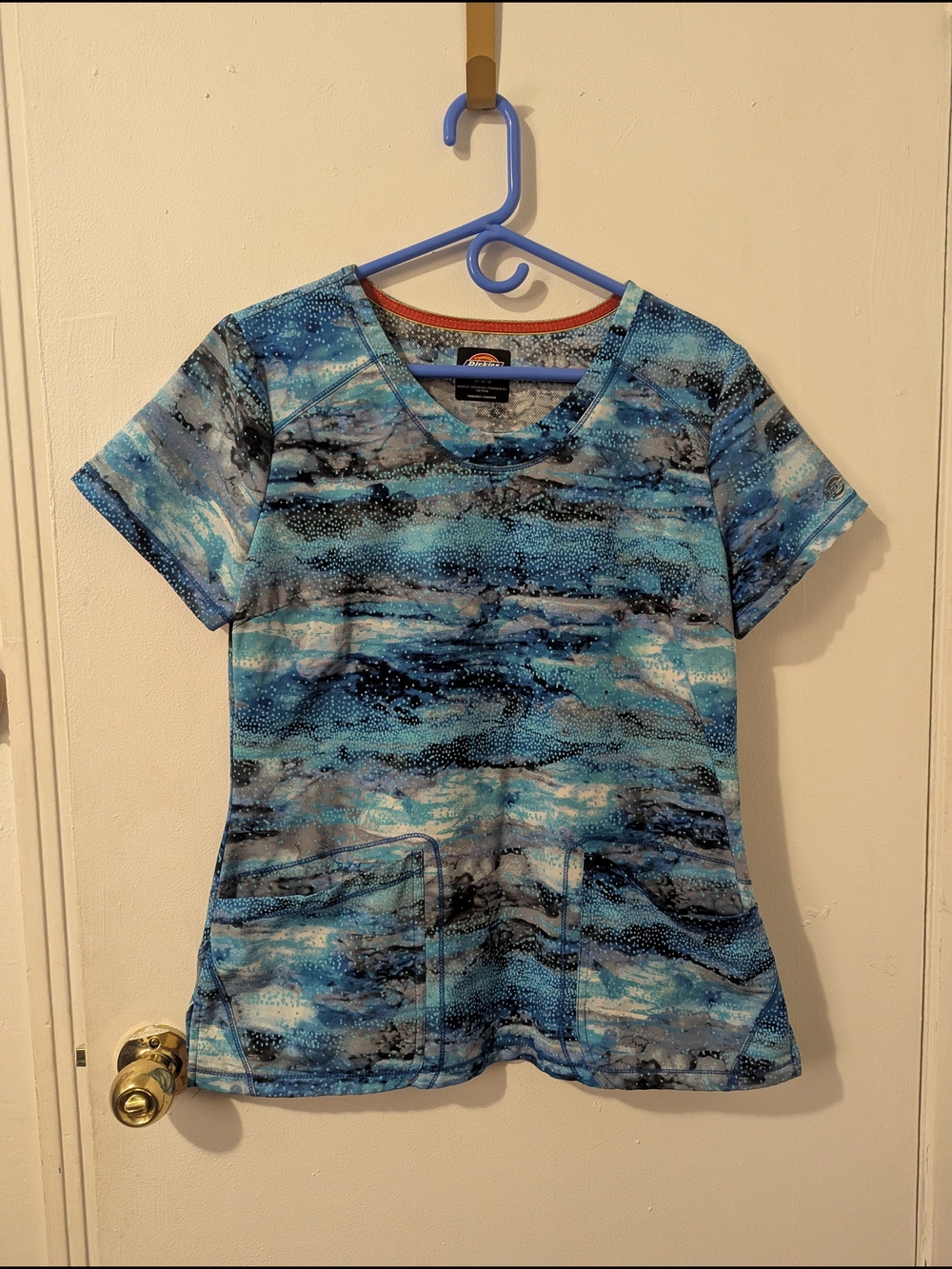 Women’s Blue Abstract Scrub Top